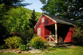 Phoenicia Lodge